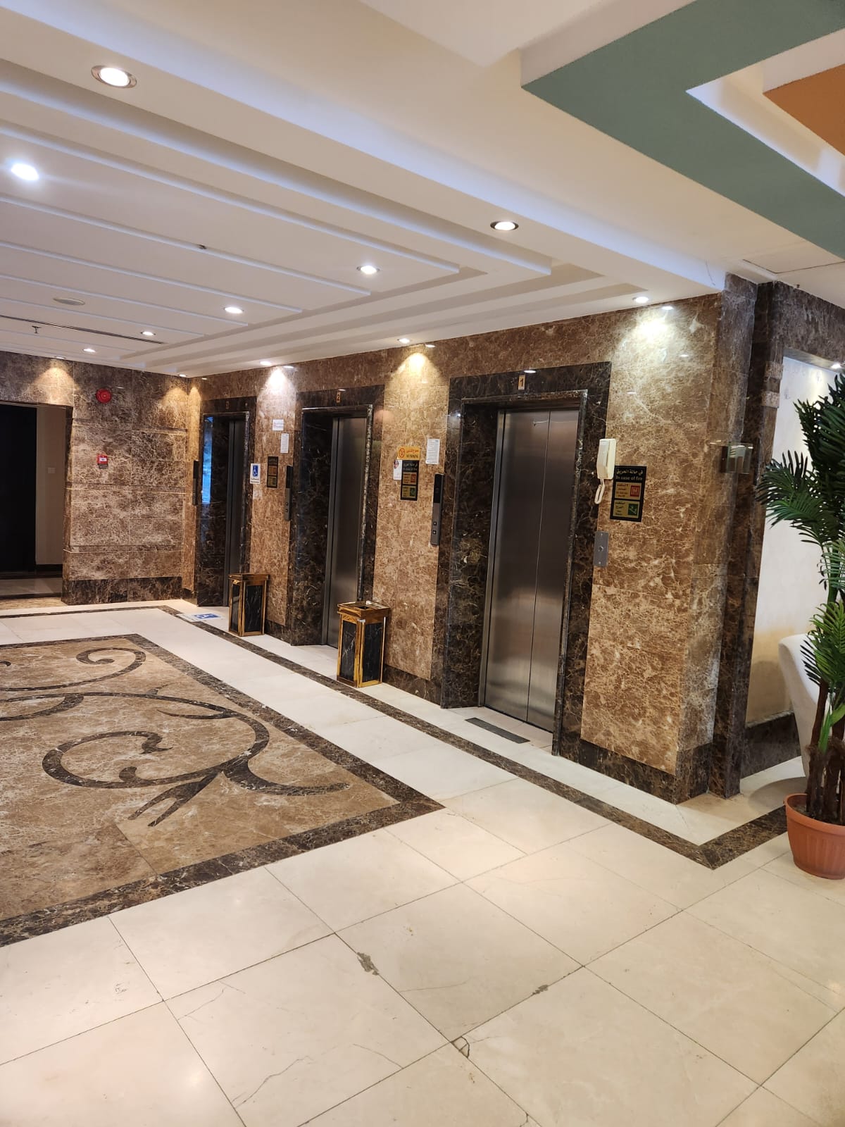 HMG GOLD  HOTEL